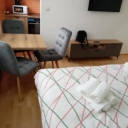 Lin Hotel apartamentowy *